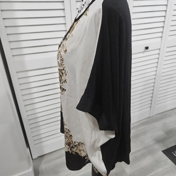 JM Collection blouse - Picture 3 of 7